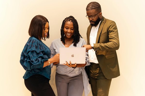 Crucial Compliance Tactics for Thriving UK Online Fitness Coaching Platforms: Must-Know Insights